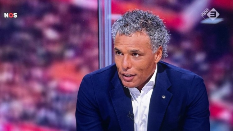 范霍伊東克：荷蘭vs西班牙兩回合堪稱足球里的黃片，真把我看爽了