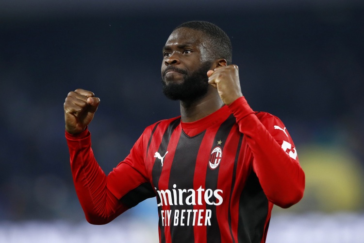 都體：托莫里連續(xù)6場(chǎng)比賽替補(bǔ)，他可能在夏天離開(kāi)米蘭