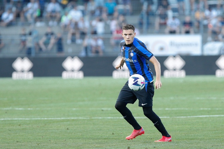 記者：國(guó)米不排除將阿斯拉尼加入里奇、卡斯特羅交易