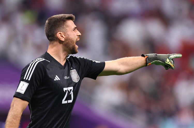 西蒙代表西班牙參加點球大戰(zhàn)已撲出7個點球，隊史最多