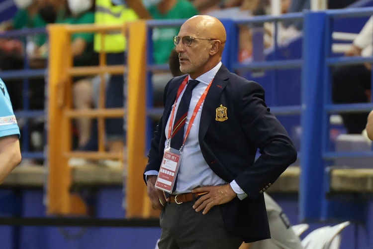 西班牙隊史第二次單場兩次被點射破門，上次還是02年世界杯