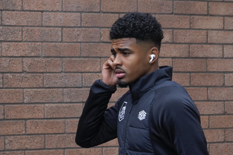 參加歐冠決賽后才上演荷蘭隊處子秀，馬特森是95年范德薩之后首人