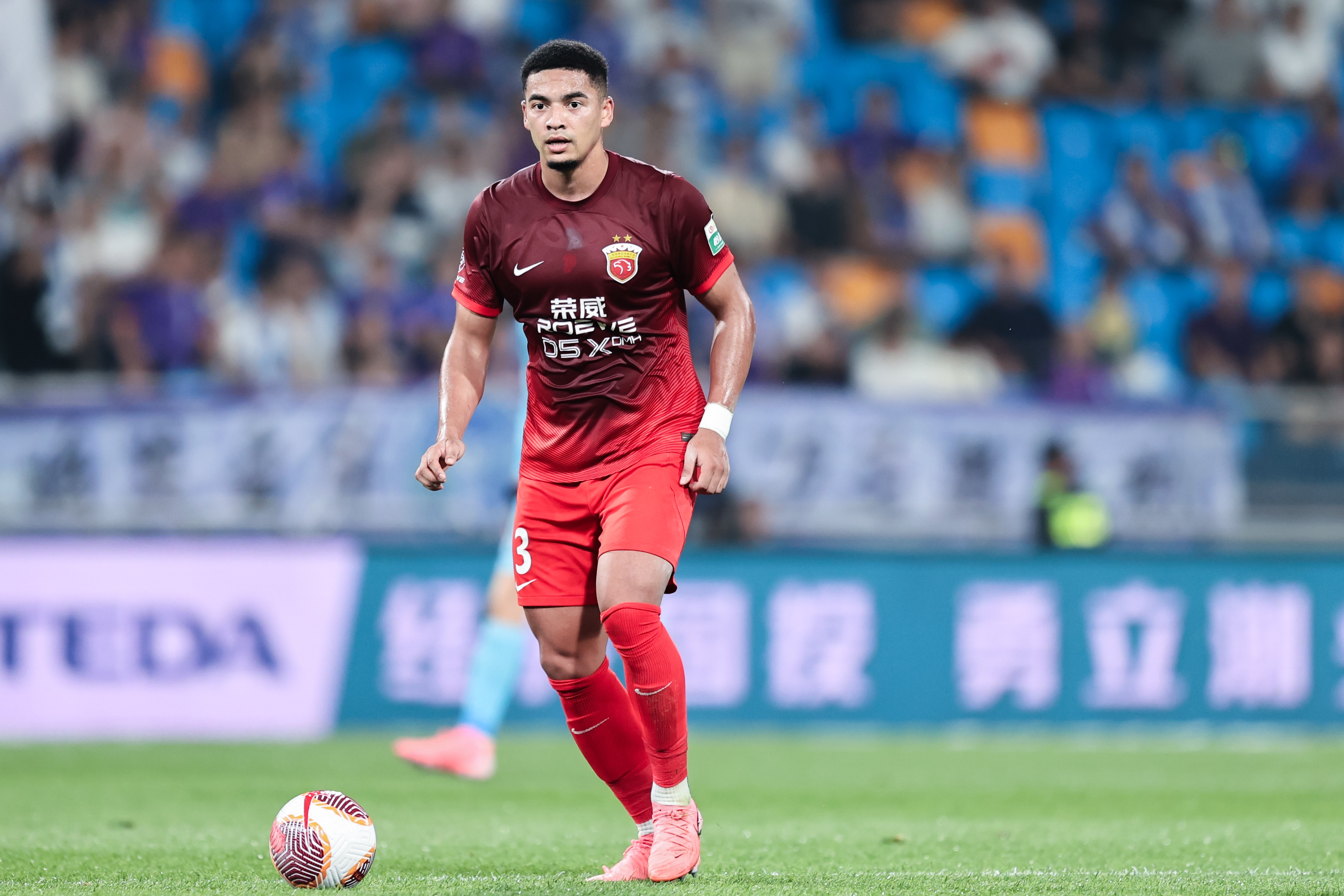 東體：蔣光太受傷恐影響海港聯(lián)賽，近幾天無(wú)法進(jìn)行任何有球訓(xùn)練